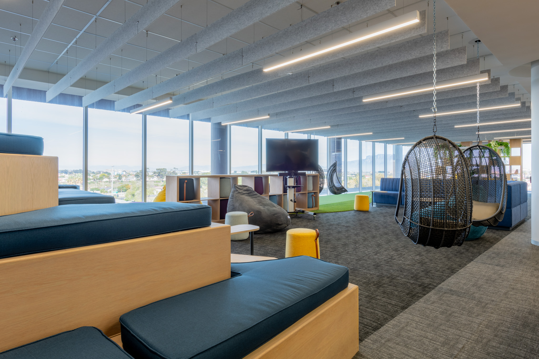Sanlam Fintech Cape Town Commercial Design and Build breakaway meeting area 2.jpg