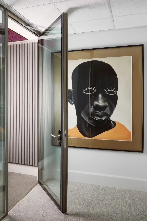 Meeting room with artwork in BCG office