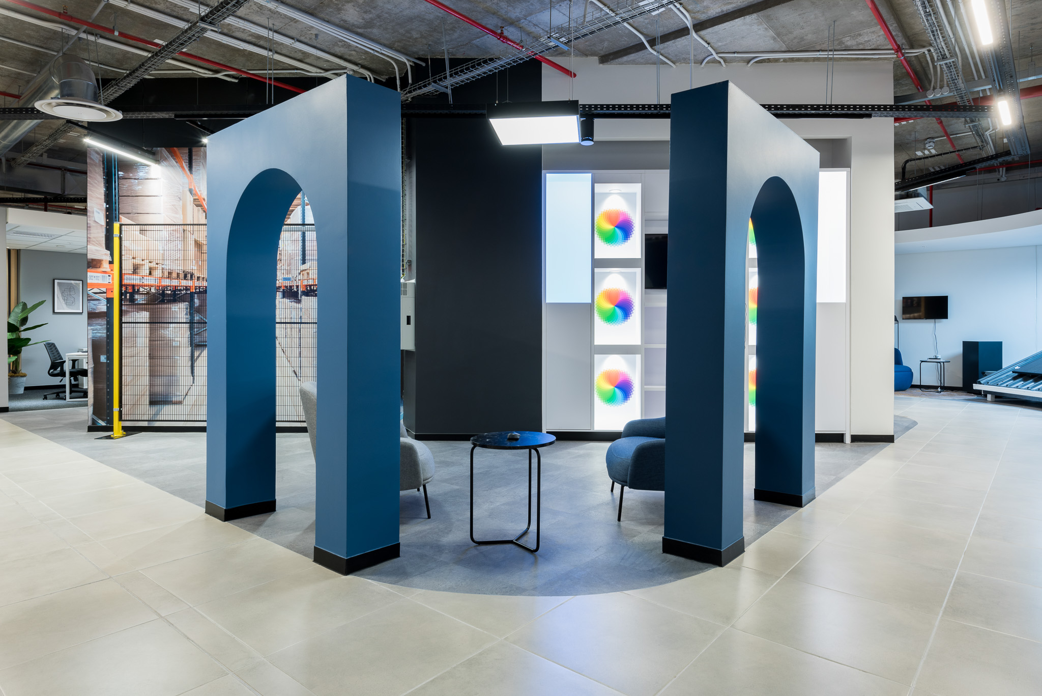 innovative retail spaces functionality with experience 9.jpg