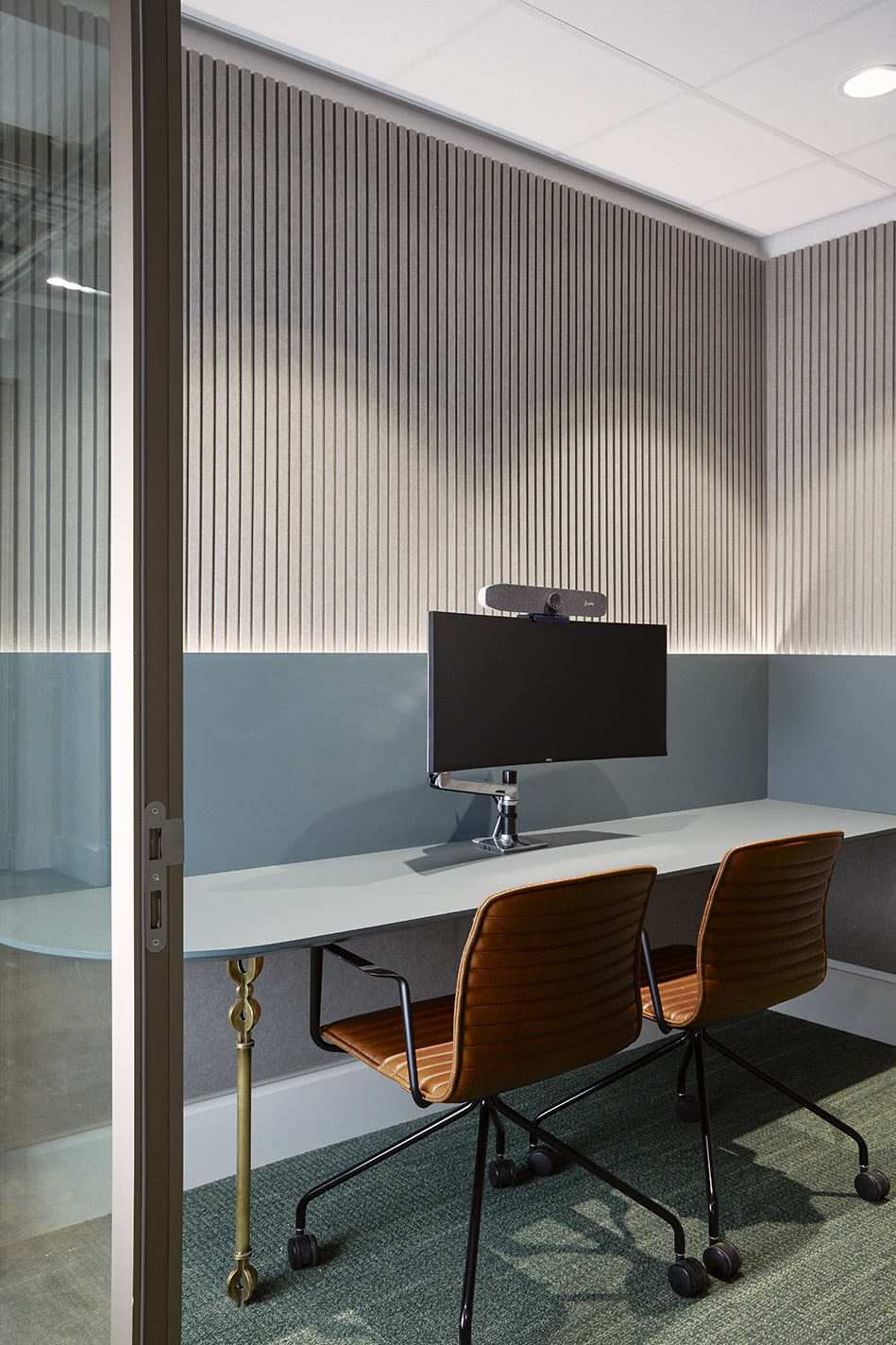 workplace technology.jpg