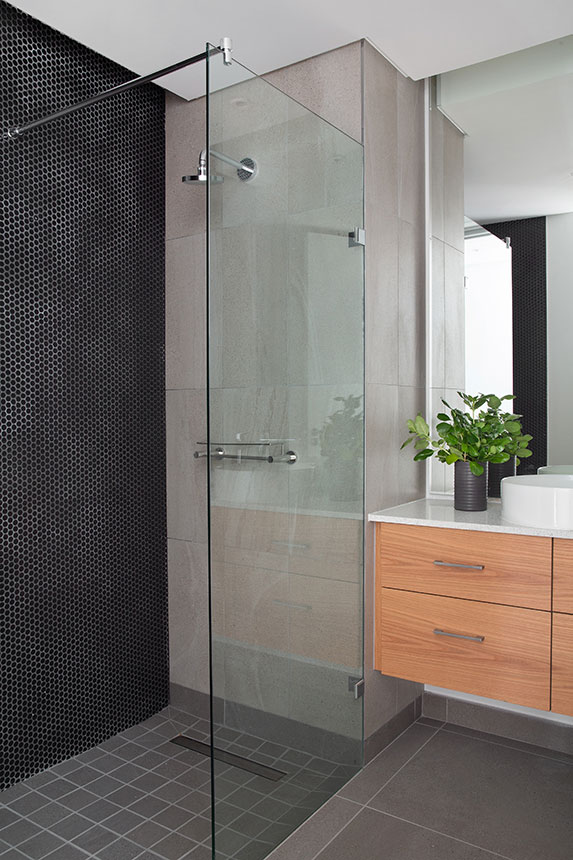cape quarter apartments residential shower