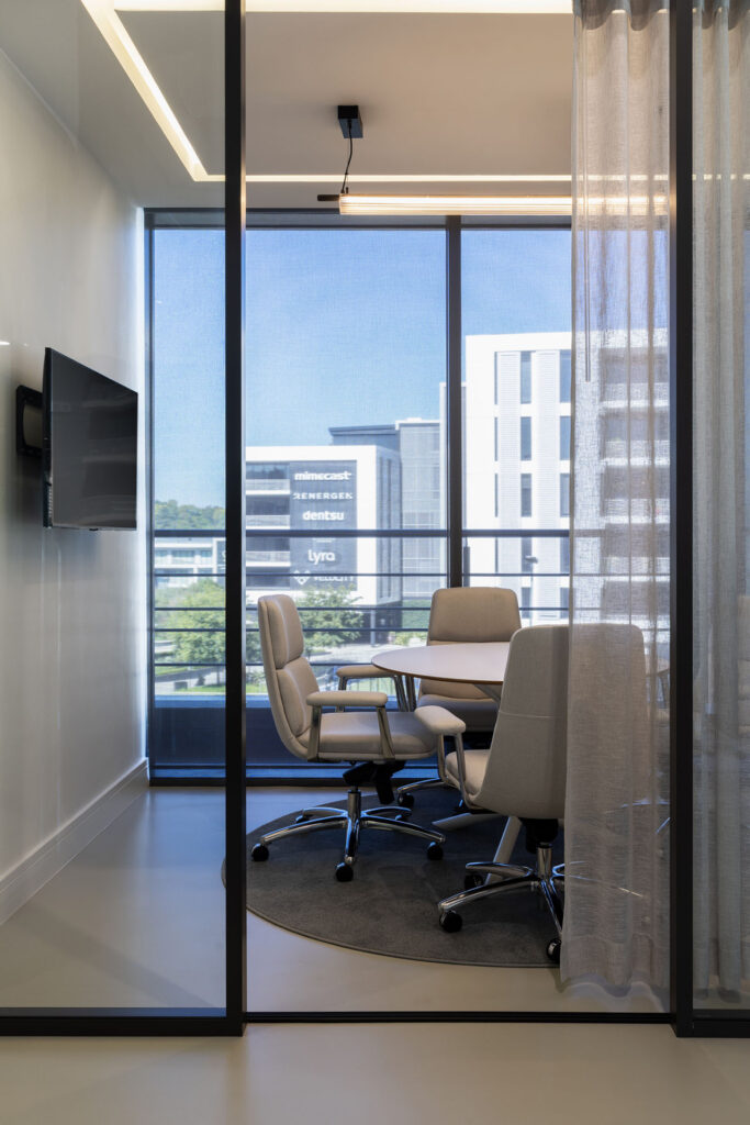design colab executive chairs f f and e