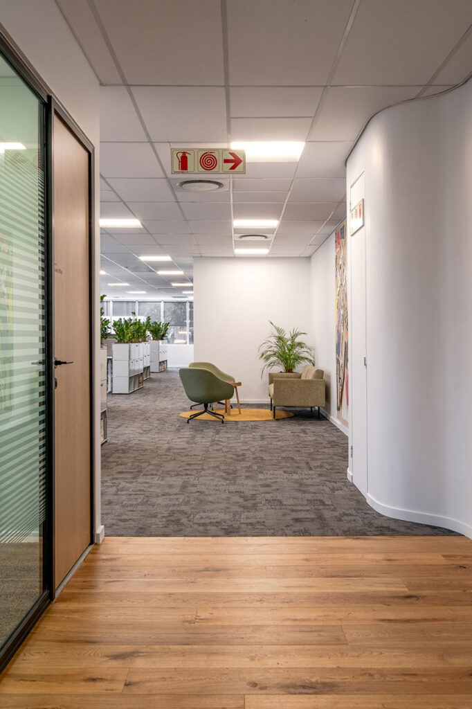 swiss re sandton small waiting area