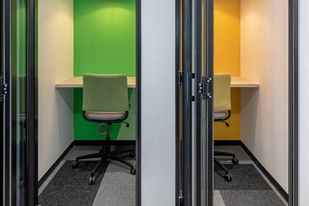 Wonderlabz Cape Town turnkey furniture solutions with office chairs, compact booths and integrated desk seating